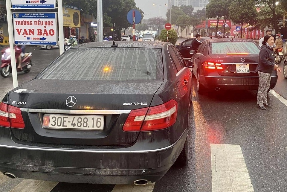 Đi Mercedes G63 biển giả tại Hà Nội, chủ xe sẽ chịu phạt thế nào? - 3 Đi Mercedes G63 biển giả tại Hà Nội, chủ xe sẽ chịu phạt thế nào? - 3