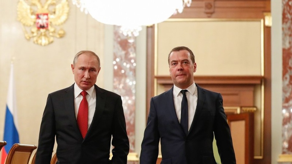 Địa chấn chính trị Nga: Tổng thống Putin đã lên kế hoạch rời Kremlin - 1 Địa chấn chính trị Nga: Tổng thống Putin đã lên kế hoạch rời Kremlin - 1