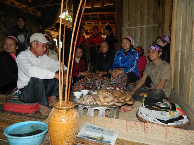 Những phong tục độc đáo của người Thái miền Tây xứ Nghệ - Ảnh 4. Những phong tục độc đáo của người Thái miền Tây xứ Nghệ - Ảnh 4.