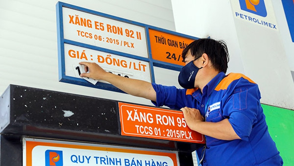 Giá xăng dầu trong nước liệu có quay đầu giảm vào ngày mai? - 1 Giá xăng dầu trong nước liệu có quay đầu giảm vào ngày mai? - 1