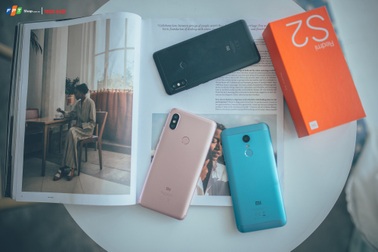 Mua điện thoại Xiaomi rinh máy hút bụi