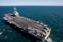 Uy lực hai mẫu tàu sân bay hạt nhân mạnh nhất thế giới