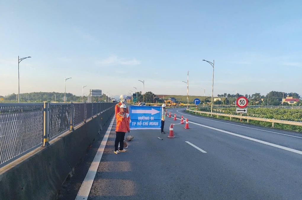 Lý do điều chỉnh hướng giao thông trên cao tốc Mai Sơn - Quốc lộ 45 - 2 Lý do điều chỉnh hướng giao thông trên cao tốc Mai Sơn - Quốc lộ 45 - 2