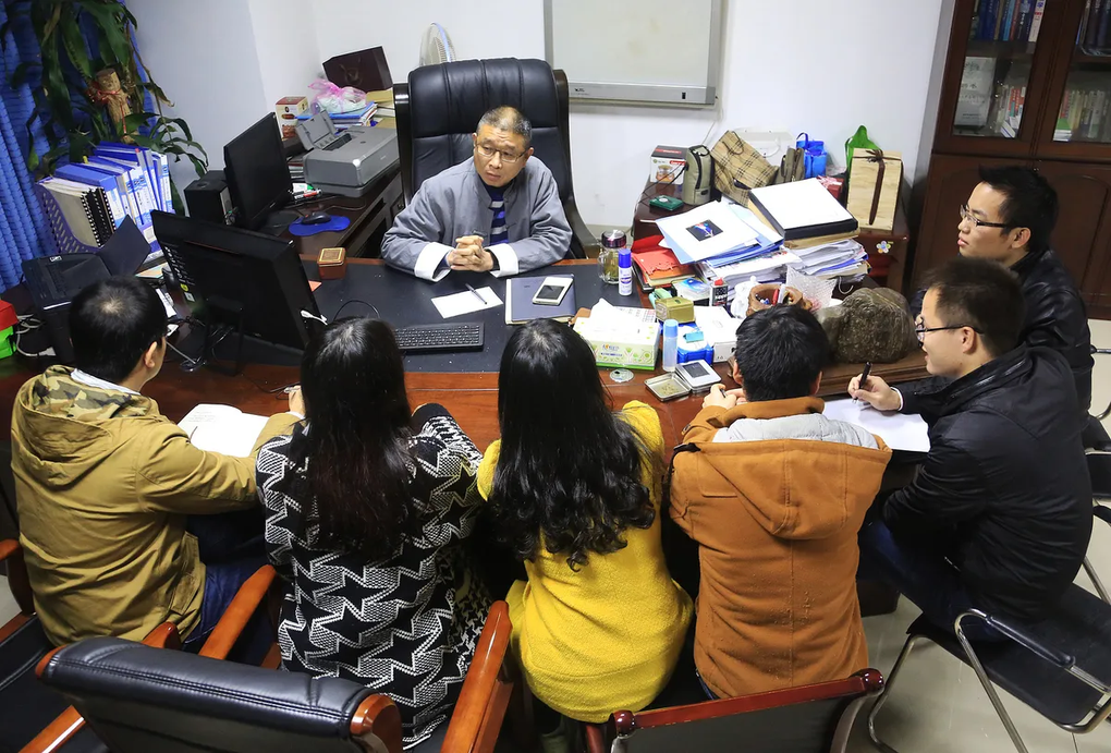 Cầm bằng tiến sĩ đi xin việc, sau 2 tháng vẫn thất nghiệp - 2