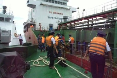 Cận cảnh tàu Sunrise 689 vừa bị cướp biển tấn công