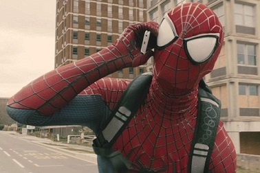 “Người Nhện” và câu chuyện xúc động về sinh nhật cuối cùng của bé 5 tuổi