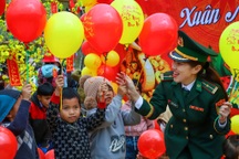 Độc giả mang mùa xuân khắp đất nước lan tỏa trên báo Dân trí