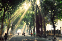 Bắc Bộ và Trung Bộ ngày nắng, có nơi trên 35 độ C