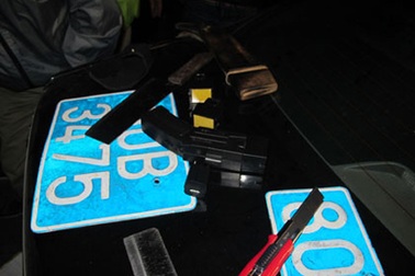 Vụ tàng trữ biển 80B: Trùng với biển số xe một trường thuộc Bộ Công an