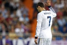 Man City, MU phát hoảng vì mức giá 200 triệu euro của C. Ronaldo