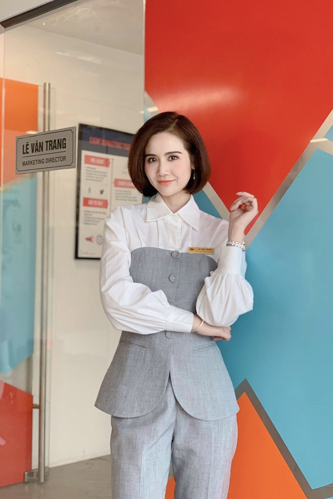 Bí mật sau gu thời trang sang chảnh của Vân Trang Thương ngày nắng về - 3 Bí mật sau gu thời trang sang chảnh của Vân Trang Thương ngày nắng về - 3