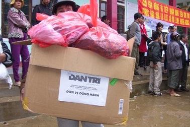 Danh sách bạn đọc ủng hộ đồng bào Miền Trung đến ngày 01/11