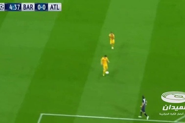 Barcelona ngược dòng hạ Atletico 2-1 ở lượt đi tứ kết Champions League
