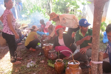 Độc đáo lễ tạ ơn cha mẹ của người J’Rai