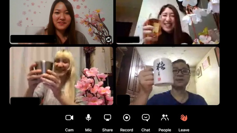 Công ty tài trợ kinh phí để nhân viên nhậu trực tuyến ở nhà trong mùa dịch - 1