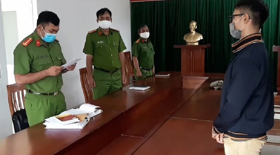 Nam thanh niên đánh bảo vệ trọng thương khi bị nhắc đeo khẩu trang - 1 Nam thanh niên đánh bảo vệ trọng thương khi bị nhắc đeo khẩu trang - 1