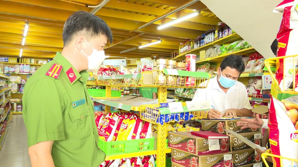 Mua 0,6 kg cá nục bị tính tiền gấp đôi tại Bách Hóa Xanh ở Long An - 1 Mua 0,6 kg cá nục bị tính tiền gấp đôi tại Bách Hóa Xanh ở Long An - 1