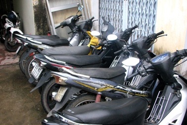 Bắt giam 4 đối tượng gây ra hàng chục vụ trộm cắp xe máy liên tỉnh