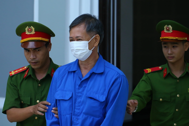 Cựu Giám đốc CDC Đà Nẵng lĩnh 11 năm tù