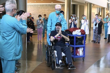 Bệnh nhân Covid-19 tại Mỹ sốc vì chi phí điều trị hơn 1 triệu USD