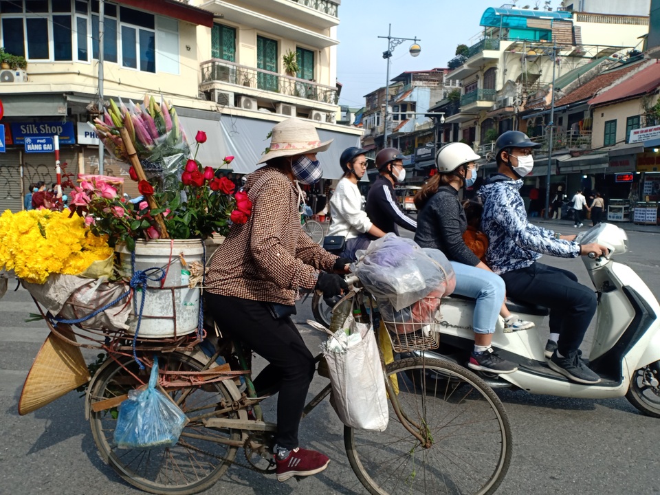Bươn chải những gánh hàng rong ngày cuối năm - 3 Bươn chải những gánh hàng rong ngày cuối năm - 3