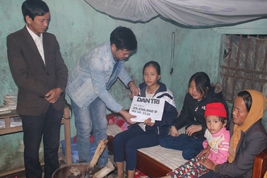 Hơn 54 triệu đồng đến với các hoàn cảnh ở Hà Tĩnh