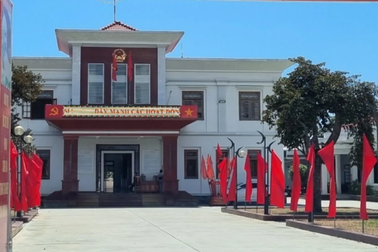 Khởi tố một chủ tịch xã về tội giả mạo trong công tác