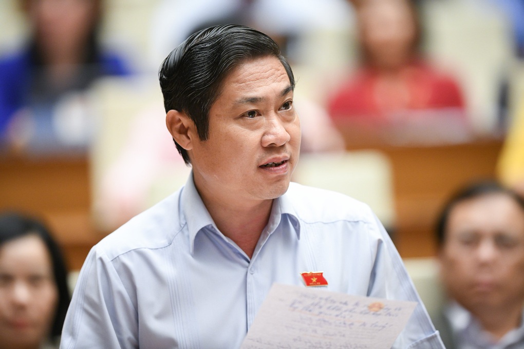 Đại biểu truy Bộ Xây dựng về điều chỉnh quy hoạch chi tiết tùy tiện - 1 Đại biểu truy Bộ Xây dựng về điều chỉnh quy hoạch chi tiết tùy tiện - 1