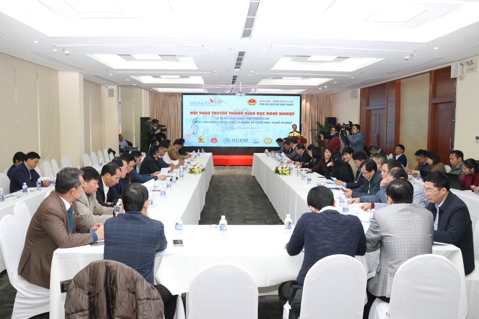 Thay đổi nhận thức xã hội, tôn vinh lao động có kỹ năng - 2 Thay đổi nhận thức xã hội, tôn vinh lao động có kỹ năng - 2
