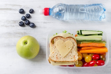 Hóa chất bảo quản thực phẩm gây hại cho trẻ nhỏ ra sao?