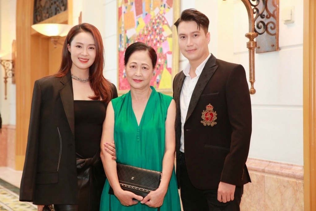 NSND Như Quỳnh tuổi U70: Thích đi chợ nấu ăn, ông xã không bao giờ ghen - 1 NSND Như Quỳnh tuổi U70: Thích đi chợ nấu ăn, ông xã không bao giờ ghen - 1