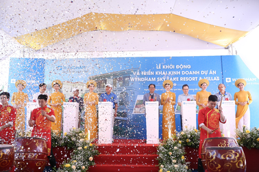 Hà Nội lần đầu tiên xuất hiện dự án biệt thự cao cấp trong lòng sân golf