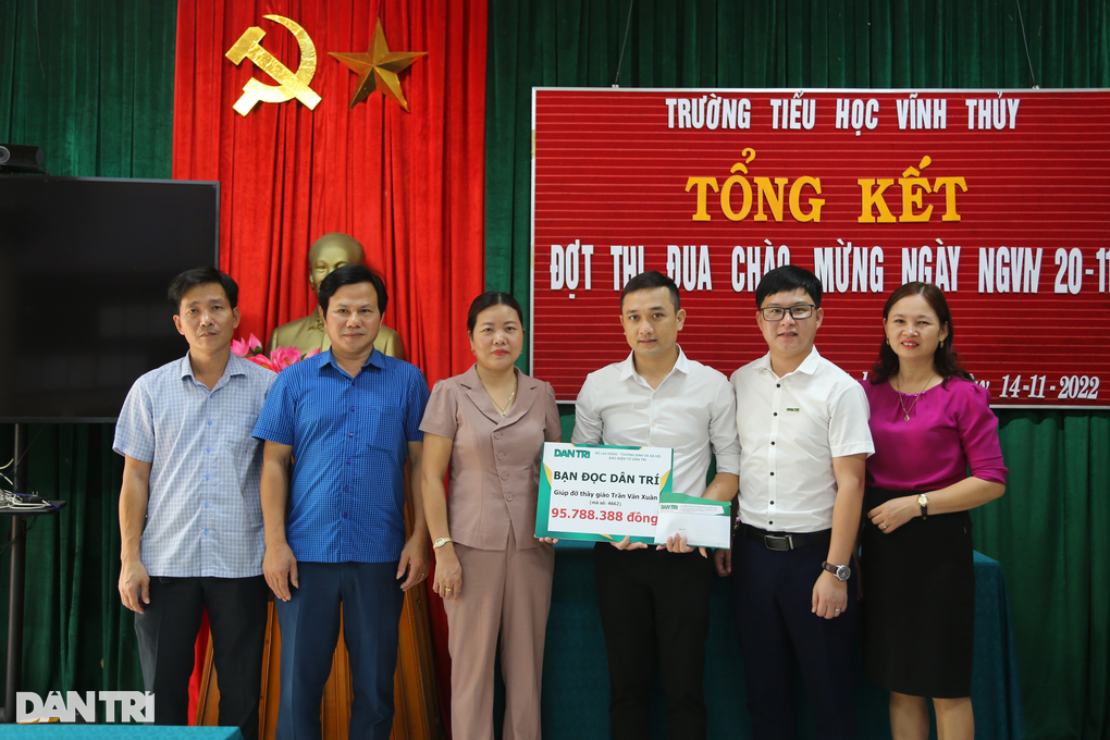 Gần 100 triệu đồng đến với thầy giáo vừa dạy học vừa chạy thận - 2 Gần 100 triệu đồng đến với thầy giáo vừa dạy học vừa chạy thận - 2