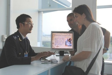 Người Việt e dè xuất ngoại, khách quốc tế đến Việt Nam không suy giảm