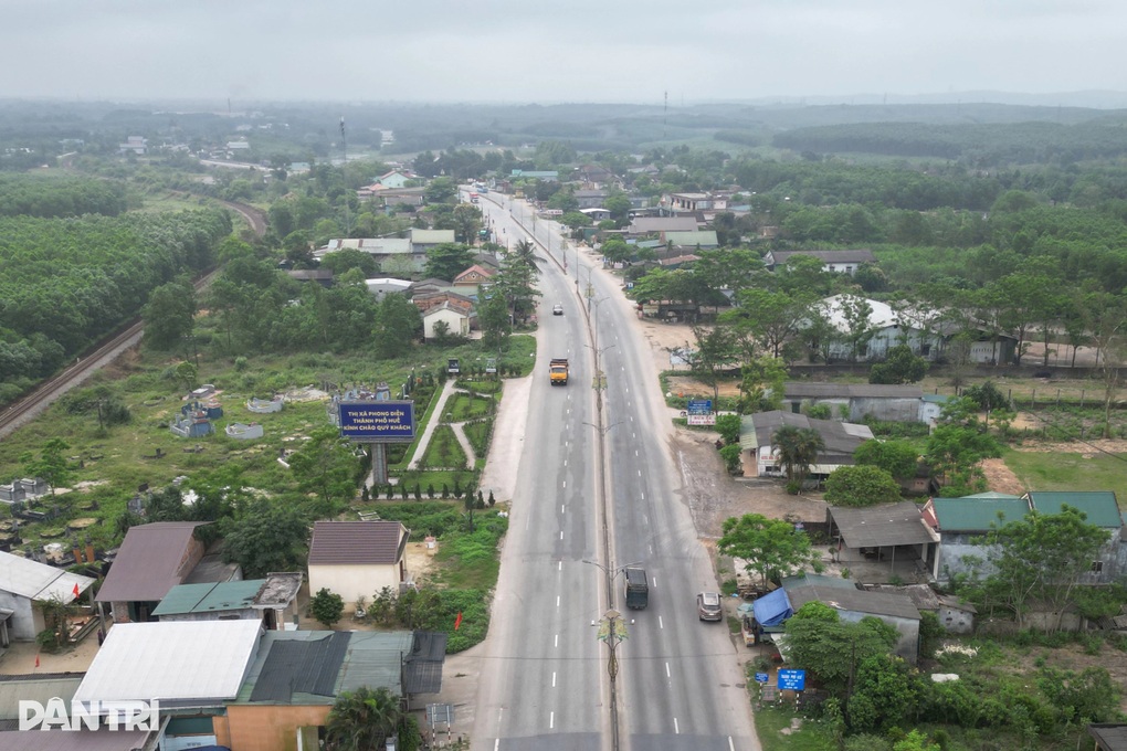 Thành phố Huế thông qua đề án sắp xếp đơn vị cấp xã - 1 Thành phố Huế thông qua đề án sắp xếp đơn vị cấp xã - 1
