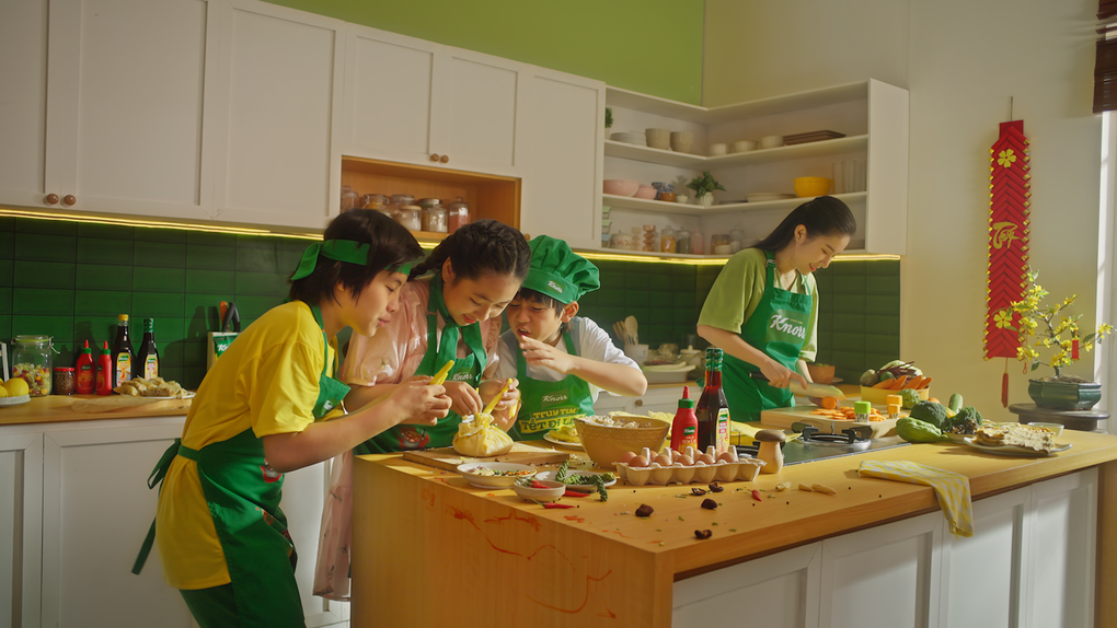 Cùng con vào bếp, tìm lại Tết vui diệu kỳ - 3 Cùng con vào bếp, tìm lại Tết vui diệu kỳ - 3