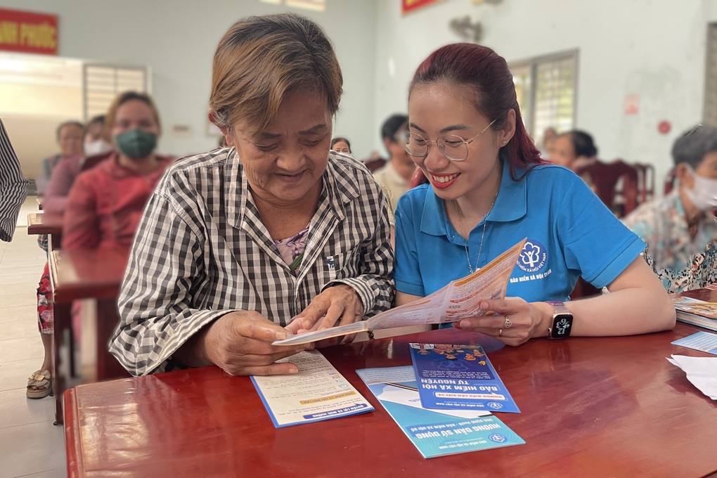 Tham gia BHXH tự nguyện được hưởng lương hưu sớm hơn tuổi nghỉ hưu quy định - 1 Tham gia BHXH tự nguyện được hưởng lương hưu sớm hơn tuổi nghỉ hưu quy định - 1