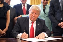 Nhà Trắng sắp “tung đòn” cấm thiết bị Huawei tại Mỹ