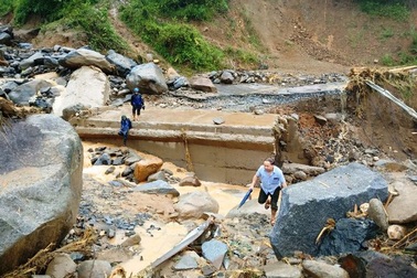 Bắc Bộ và Thanh Hoá vẫn có nơi mưa to và giông