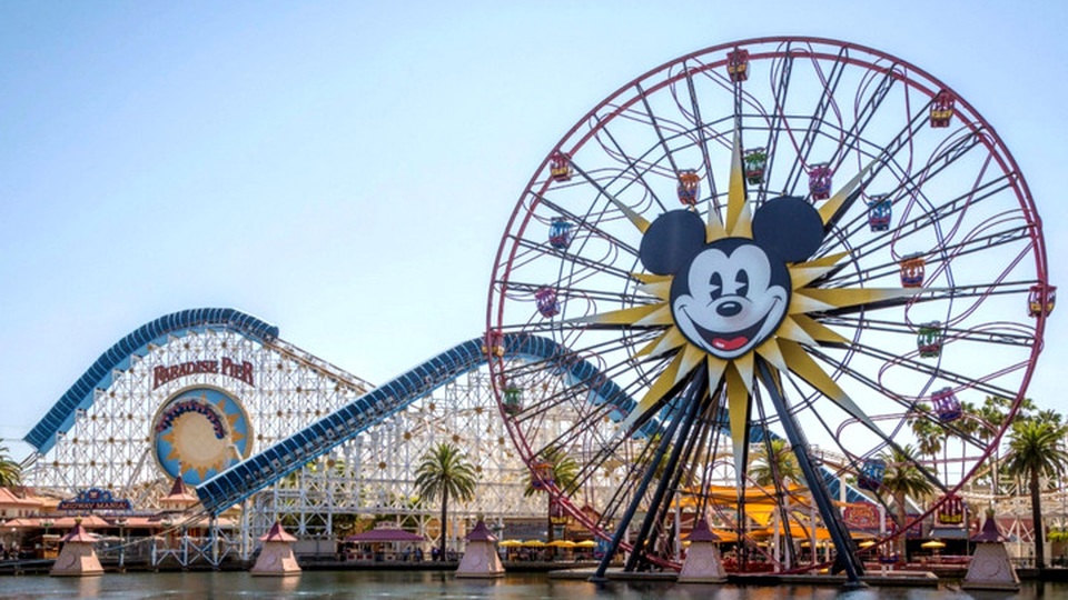 Điêu đứng vì Covid-19, Walt Disney sa thải 32.000 nhân viên - 1 Điêu đứng vì Covid-19, Walt Disney sa thải 32.000 nhân viên - 1