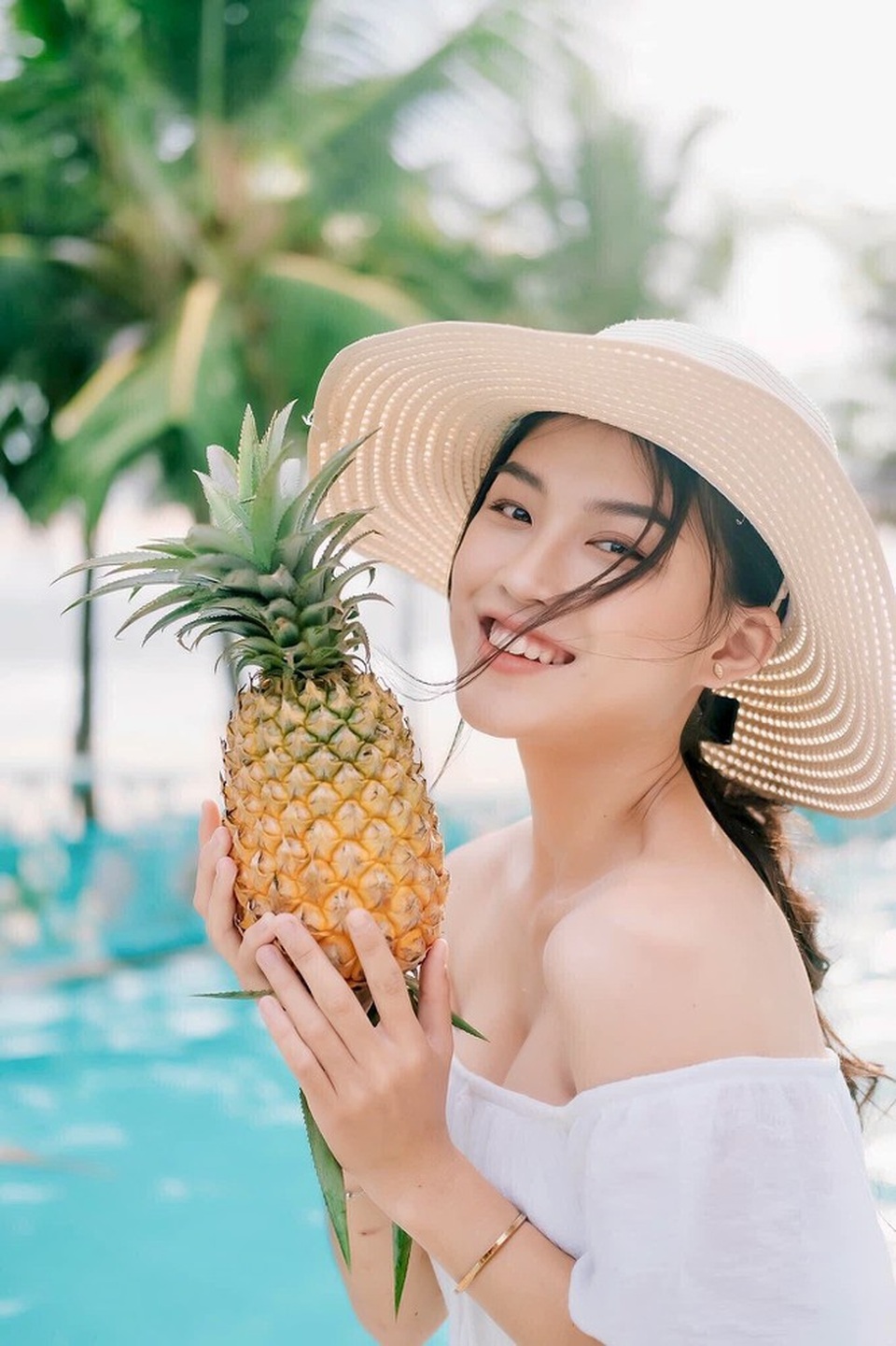 Vẻ đẹp thanh tú của người con gái đất La Gi - 2 Vẻ đẹp thanh tú của người con gái đất La Gi - 2