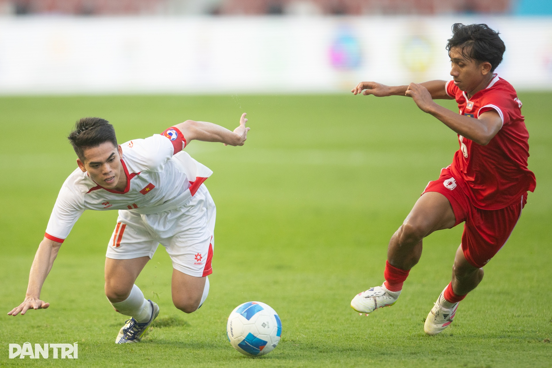 Ögonblicket då Dinh Bac strålade och hjälpte U22 Vietnam att slå U22 Laos - 5