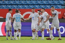 Bị đuổi người, Nam Định thắng vất vả đội bóng Campuchia ở Cúp Đông Nam Á