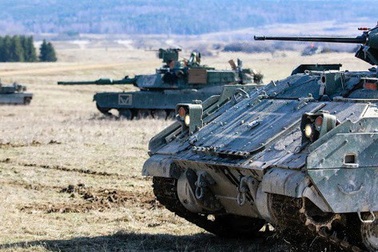 Cuộc tập trận chưa từng có của Anh - Mỹ