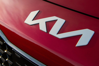 Logo mới của Kia gây hiểu nhầm hài hước