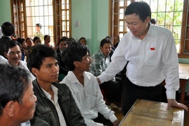 Cử tri quan tâm đến chống tham nhũng lãng phí và giải quyết việc làm