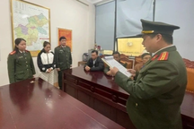 Bắt giữ "nữ quái" lừa đưa người Việt sang Campuchia lao động trái phép