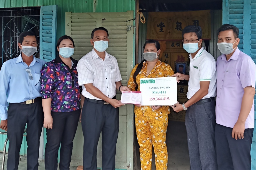 Bạn đọc kịp thời giúp đỡ hai bé mồ côi khát thèm sữa hơn 180 triệu đồng - 1 Bạn đọc kịp thời giúp đỡ hai bé mồ côi khát thèm sữa hơn 180 triệu đồng - 1