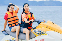 Cuộc sống hạnh phúc của gia đình Thúy Hằng - Thúy Hạnh