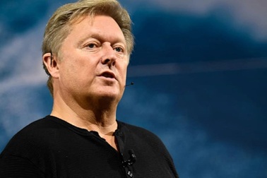 Ông chủ hãng xe điện Fisker "tẩy chay" Twitter vì Elon Musk